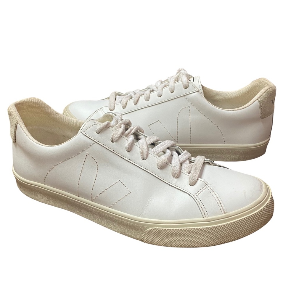 Veja White and Off-White Leather Low-Top Sneakers